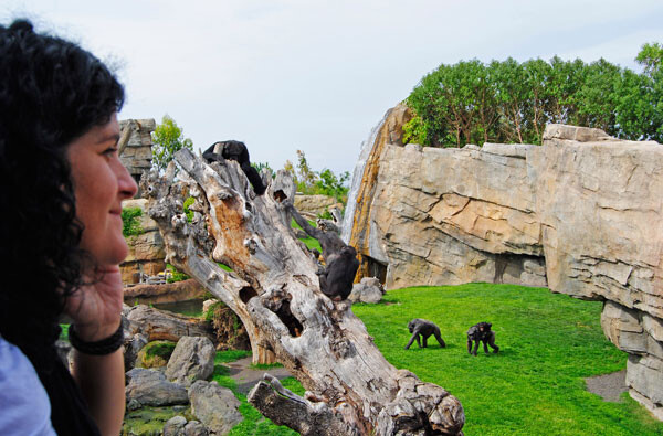 Ainare Idoiaga visitando Bioparc Valencia en mayo de 2012