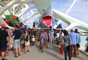 Un momento de la fiesta del año pasado en la zona del Museo Un momento de la fiesta del año pasado en la zona del Museo