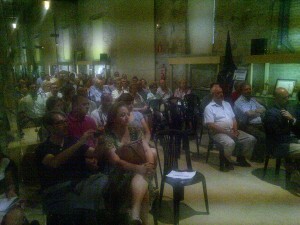 Asistentes a la presentación en el museo