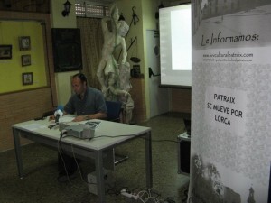 El presidente de los vecinos de Patraix en la presentación de la campaña de Lorca El presidente de los vecinos de Patraix en la presentación de la campaña de Lorca