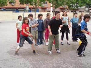 Un grupo de alumnos del colegio Santiago Grisolia en unas actividades/ampasantiagogrisolia