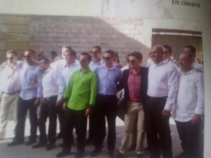 El grupo de festeros de El Oliveral/vlcciudad El grupo de festeros de El Oliveral/vlcciudad