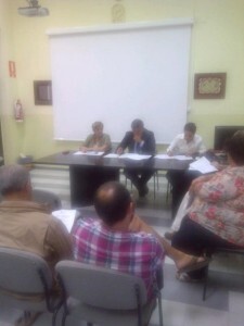 La junta del Marítimo celebró pleno en la tarde de ayer miércoles presidida por el concejal Cristóbal Grau/vlcciudad