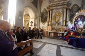 Un momento de la misa en la parroquia de Santa Mónica/j.peiró-AVAN