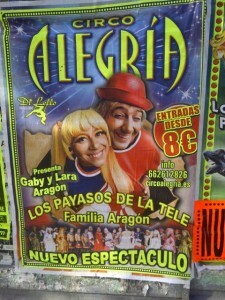 Los carteles anuncian en las calles la llegada del primer circo de la temporada a Valencia/vlcciudad