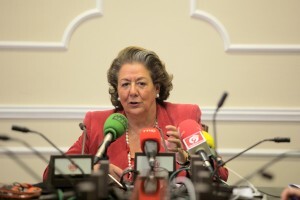 La alcaldesa Rita Barberá realiza el balance de las primeras horas de la huelga general en el ayuntamiento/ayto vlc