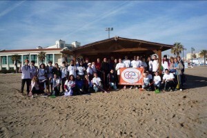 Los voluntarios biodegradables que participaron en la II jornada de limpieza/ayto vlc