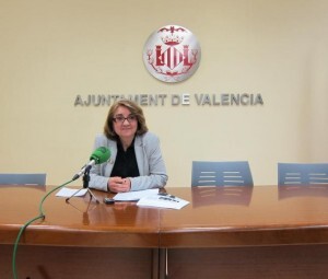 Consol Castillo en la sala de prensa del Ayuntamiento de Valencia