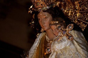 La Virgen de los Desamparados La Virgen de los Desamparados
