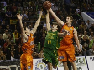 El Valencia Basket se pone segundo en la liga de la ACB/Valencia Basket