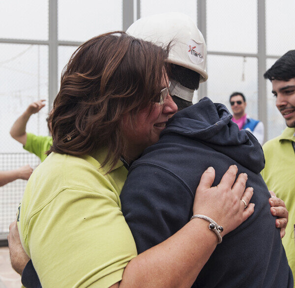 Momento de felicitarse por el resultado obtenido. Foto: Isaac Ferrera