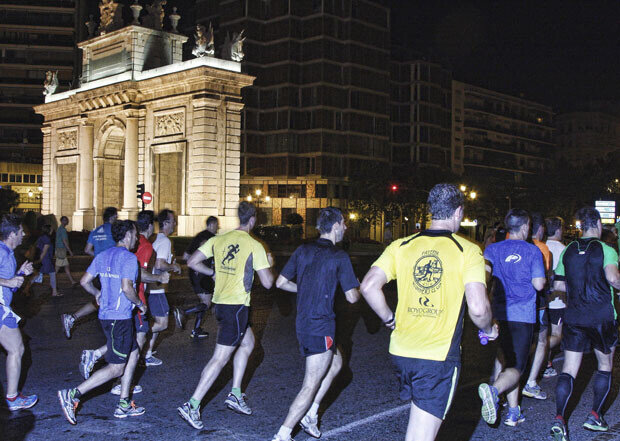 15k-nocturna-valencia-porta-de-la-mar
