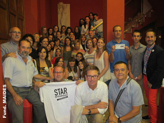 1174954_408511569250025_520713530_n