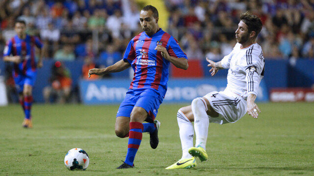 El Zhar marcó el segundo gol del Levante en el minuto 87. Foto: Jorge Ramírez / Levante UD