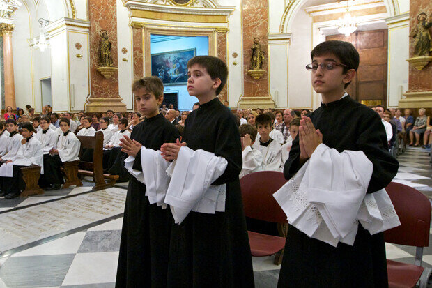 vesticion-escolanes-basilica-vgutierrez4