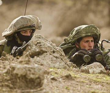 Soldados de unidades de elite de infantería.