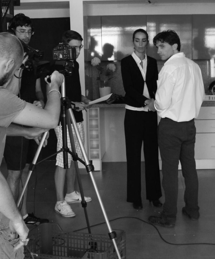 Actores y directores podrán especializarse en Cine y TV, con títulos privados.