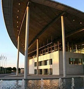 Calabuig propondrá a Sylvia Andrés para que asuma la dirección del Palacio de Congresos.