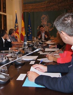 Constitución de la Comisión de Cooperación Municipal.