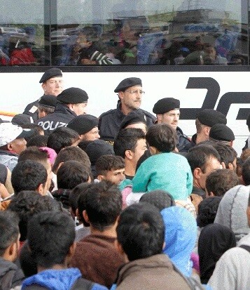 Las autoridades locales informaron que no hubo problemas en el traspaso de la frontera.