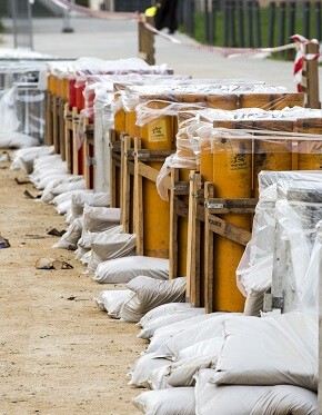 Carcasa para los fuegos de artificio para el 9 d'Octubre (Foto-Abulaila)