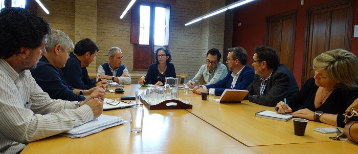 La directora general explicó que este grupo de trabajo se centrará en llevar a cabo actuaciones de mejora y de creación de infraestructuras de prevención de incendios.