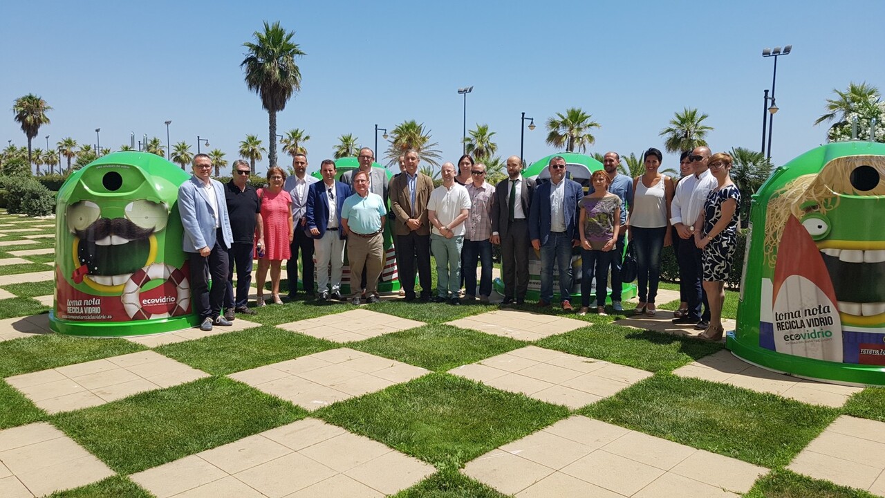 Más de 2.700 bares y restaurantes y 26 municipios valencianos se unen al plan integral para promover el reciclaje de vidrio en verano 20160705_123647 (15)