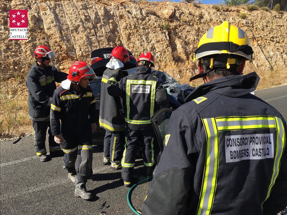 Imágenes bomberos CPBC parque Plana Alta en trabajos excarcelación en TFCO CV13