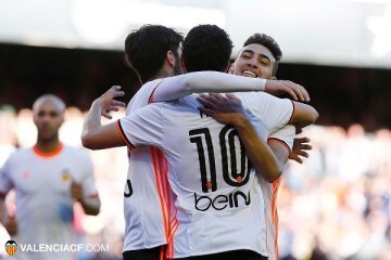 El Valencia CF vence de forma contundente al Deportivo (3-0). (Foto-Lázaro de la Peña).
