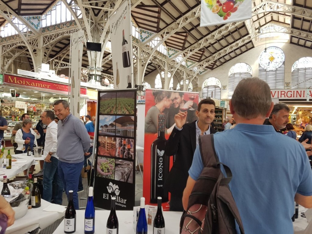 Nuevo éxito de vins al Mercat (3)