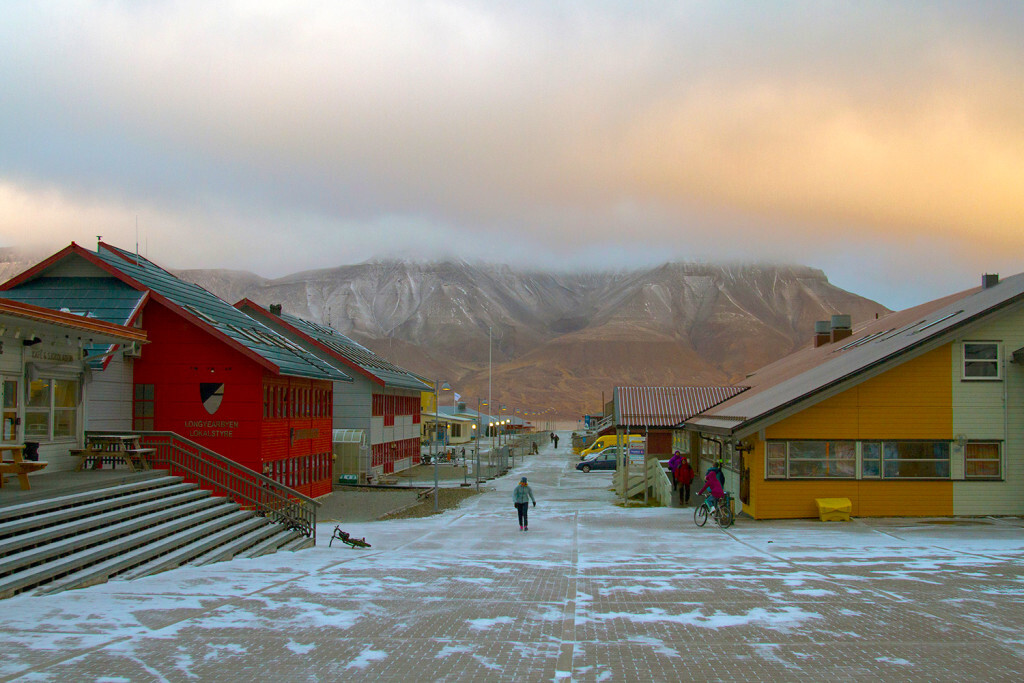 longyearbyen-sunset