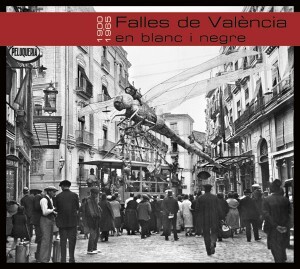 La Fundación Cajamurcia presenta la exposición de fotografía ‘Falles de València en blanc i negre 1900-1965’ 