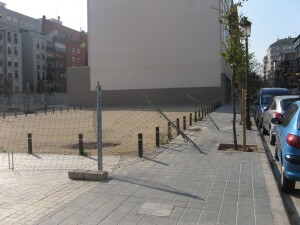 Edificio del centro de Patraix sin uso financiado con el Plan E