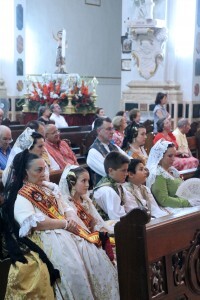 Un momento de la misa en la iglesia de los Santos Juanes/j.peiró