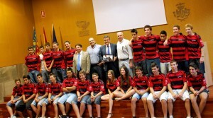 Los campeones de España SUB-16 del CAU con el edil de Deportes