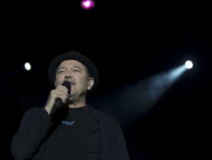 Ruben Blades durante una de sus canciones/marcelo a. ulloa