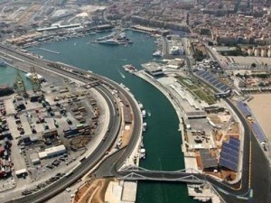 Vista aérea de la Marina Real y la nueva bocana del puerto