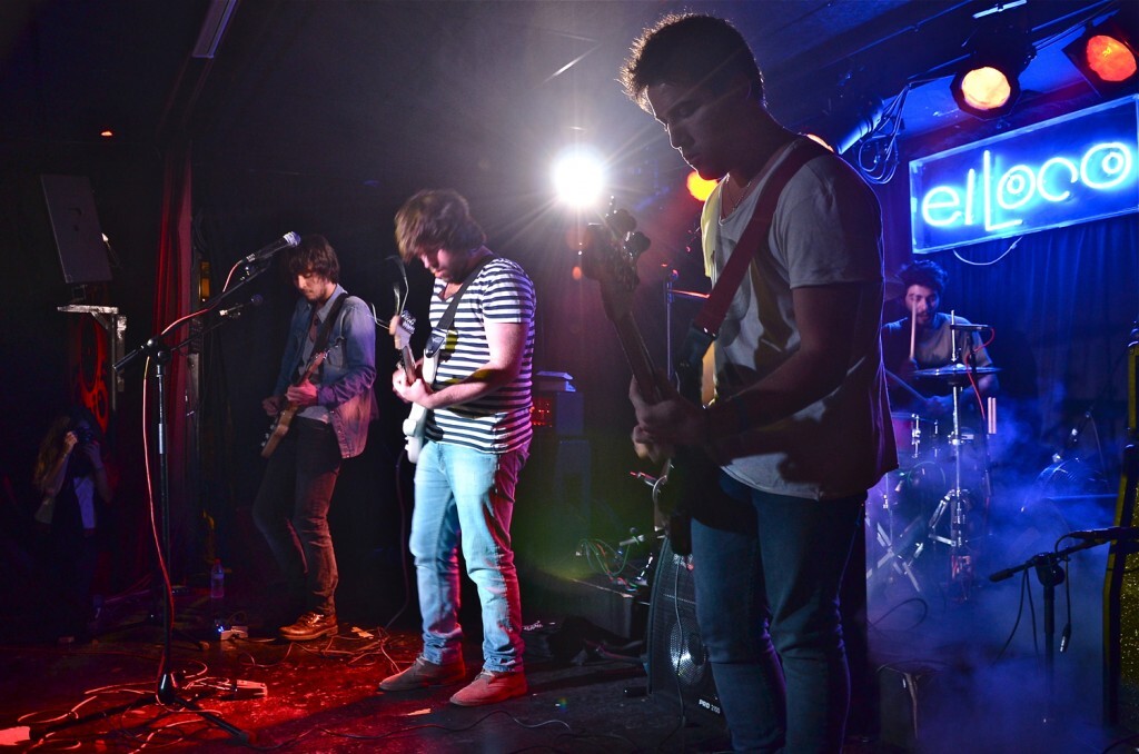 El grupo de rock Skimoes en La Sala El Loco