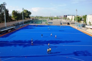 Campo de Hockey azul del polideportivo Virgen Carmen Betero Campo de Hockey azul del polideportivo Virgen Carmen Betero