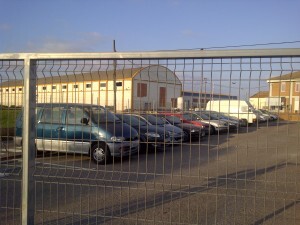 Depósito de vehículos abandonados del servicio de la grúa en Benifaraig/vlcciudad