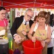 El edil Ramón Isidro Sanchis en una campaña de recogida de aceite hecha en 2009/ayto vlc