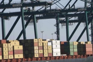 Un grupo de contenedores en uno de los muelles del puerto de Valencia