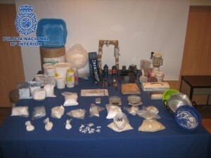 Detalle de los objetos y droga incautada/cnp
