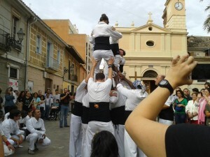 La Muixeranga fue muy ovacionada por los asistentes/aavv benimaclet La Muixeranga fue muy ovacionada por los asistentes/aavv benimaclet