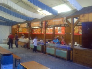 Area de los pabellones de MasGalicia donde se sirve la comida/vlcciudad