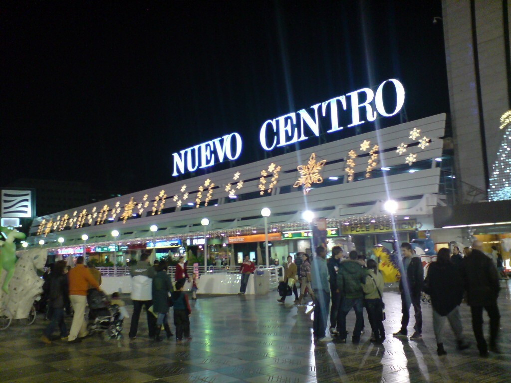 Vista exterior del complejo comercial de Nuevo Centro