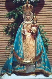 La imagen de la Virgen de la Fuensanta del barrio que lleva su nombre en Valencia/fiestassancristóbal