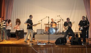 El grupo Kenósis actuó en el concierto/javi peiró