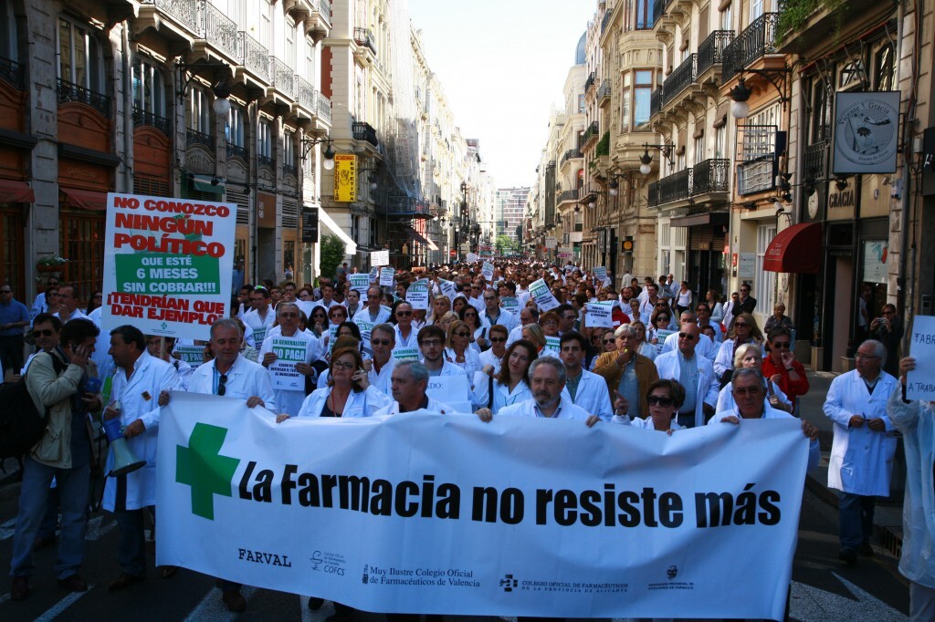 Cabeza de la manifestación de los farmacéuticos/micof