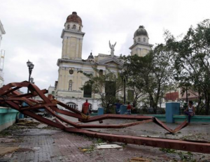 Iglesia afectada por el huracán Sandy